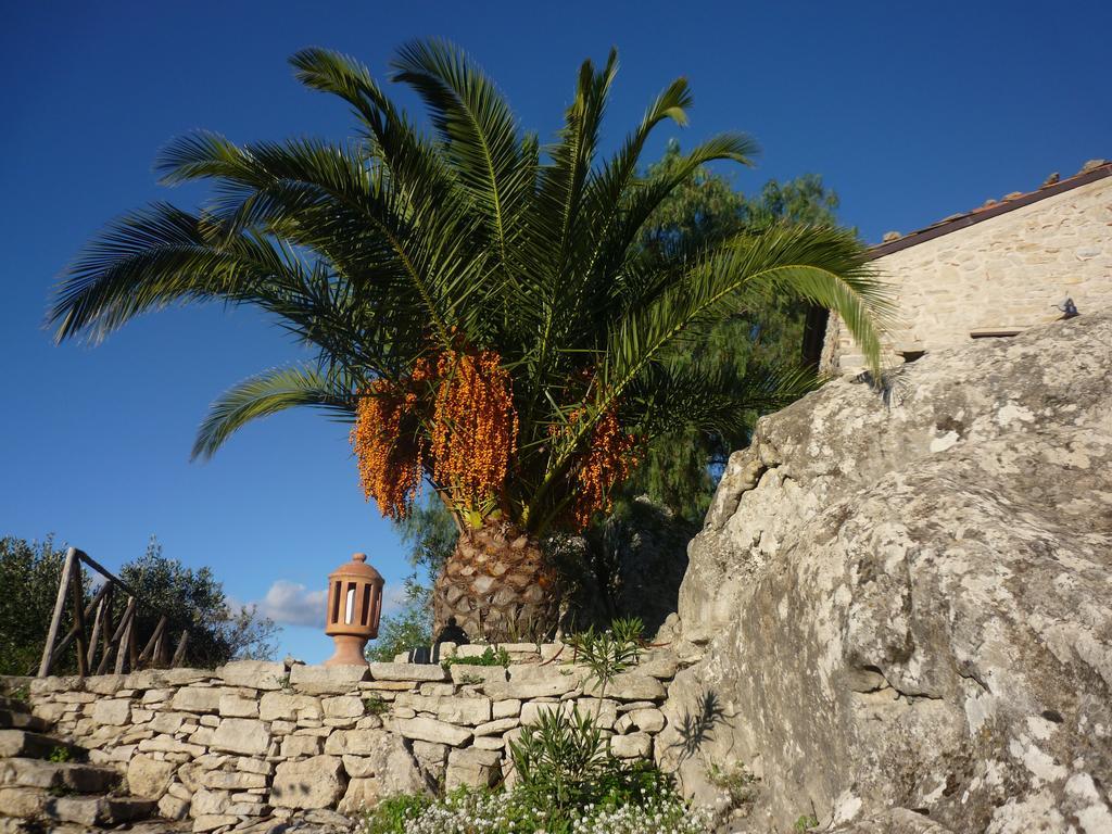 Rocca Del Vento Bed & Breakfast San Pantaleone Luaran gambar