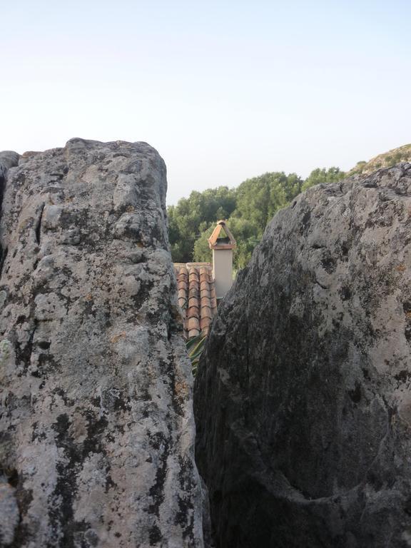 Rocca Del Vento Bed & Breakfast San Pantaleone Bilik gambar