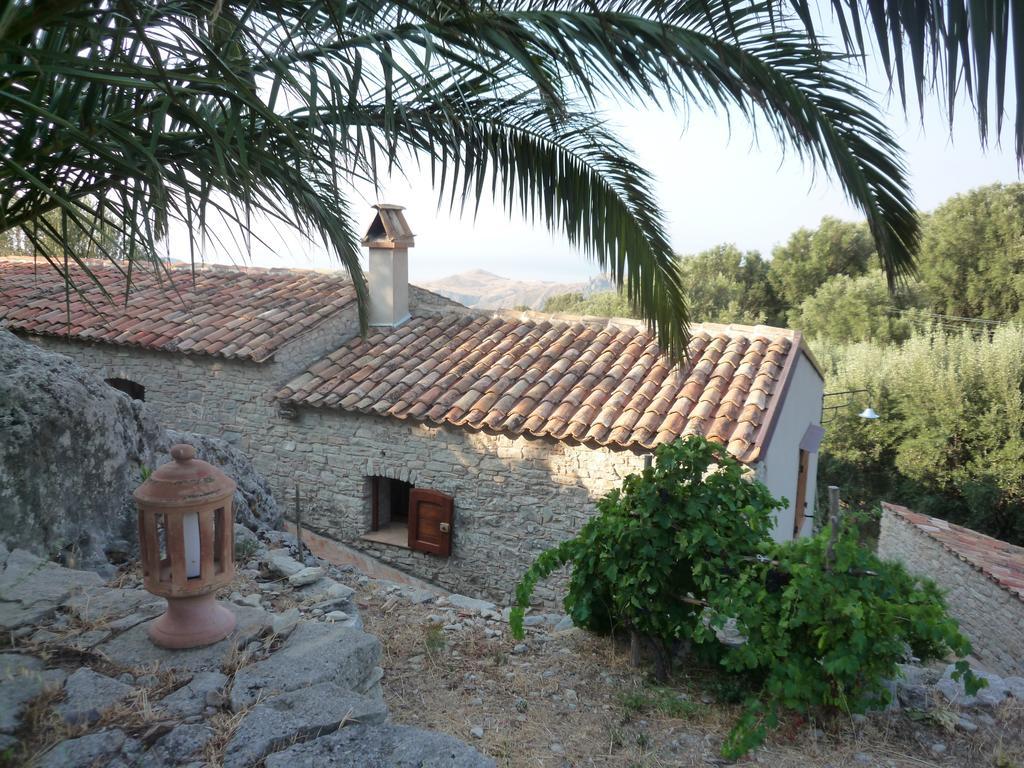 Rocca Del Vento Bed & Breakfast San Pantaleone Bilik gambar