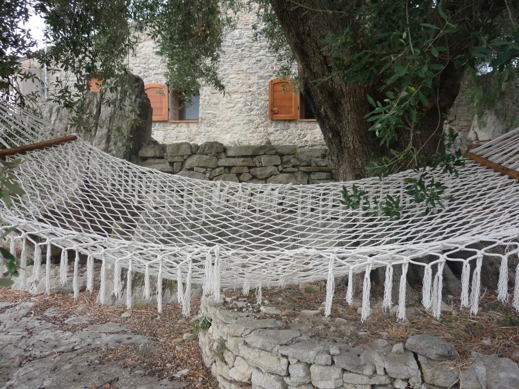 Rocca Del Vento Bed & Breakfast San Pantaleone Bilik gambar