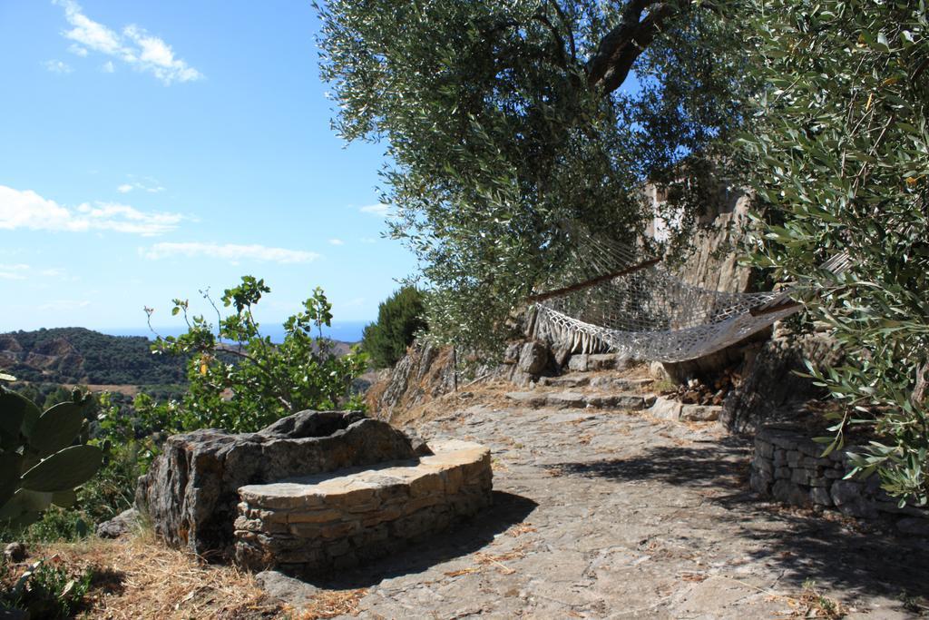 Rocca Del Vento Bed & Breakfast San Pantaleone Luaran gambar