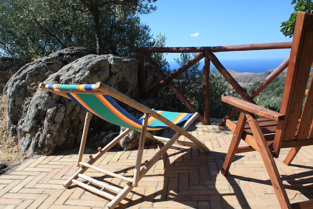 Rocca Del Vento Bed & Breakfast San Pantaleone Luaran gambar